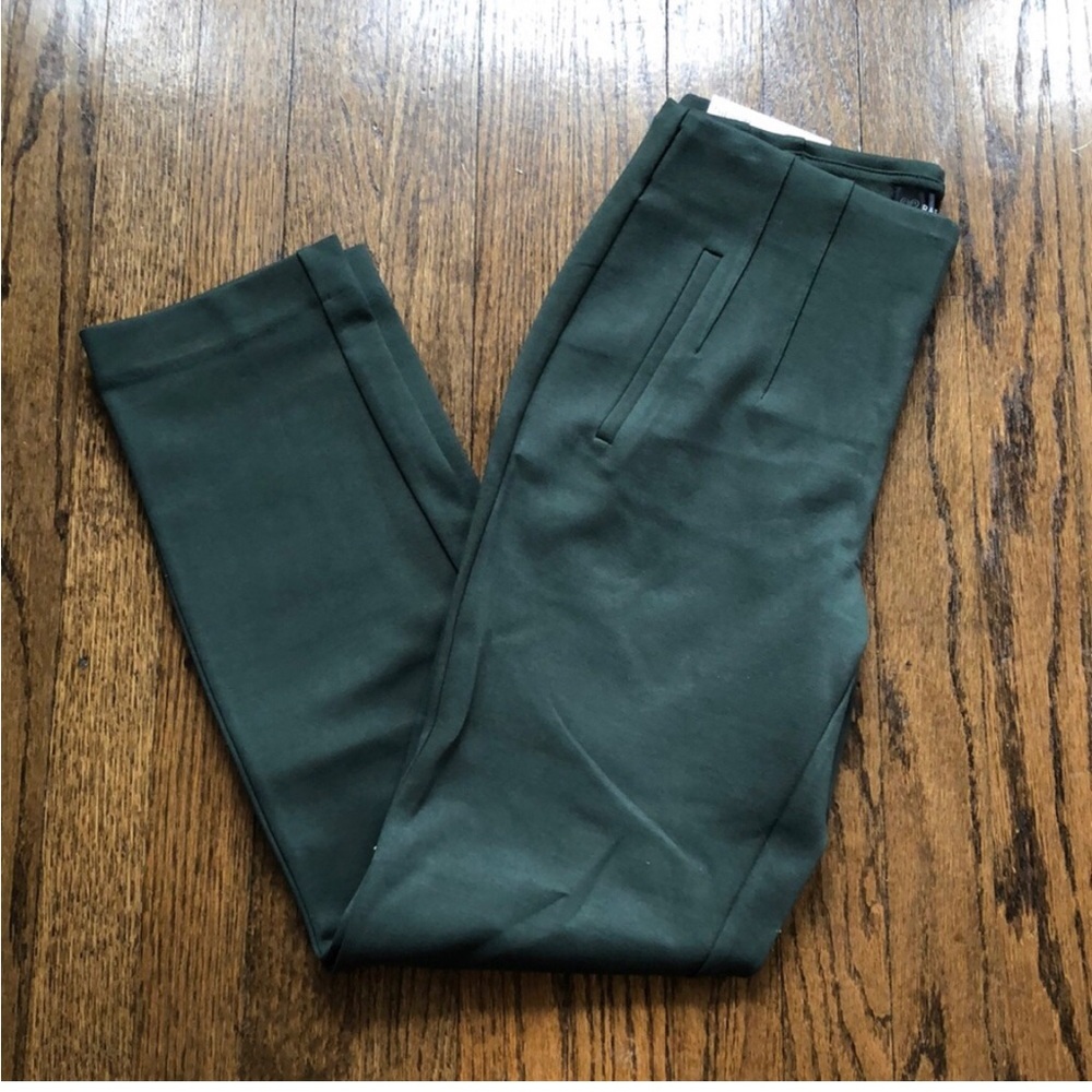 NWT Rafaella Sport Forest Green Slim High Rise Pleated Women's Pants Size Small - Picture 2 of 7